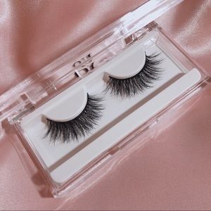 Luxury Mink Strip Eyelashes “XO” Explicit Lash